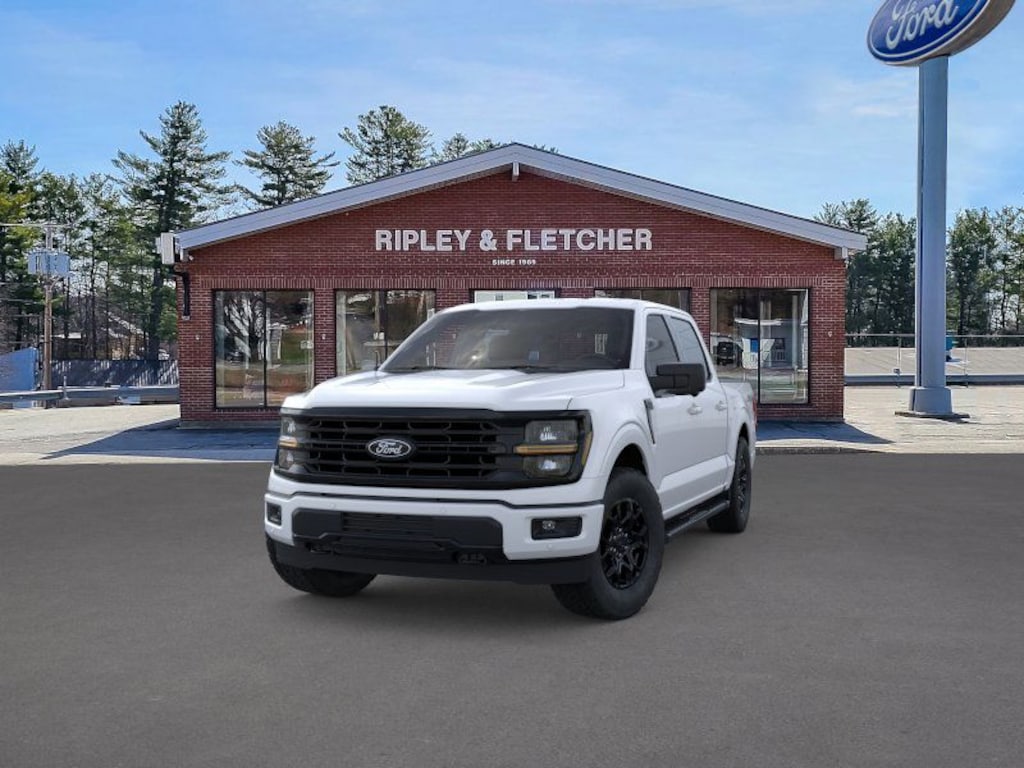 New 2025 Ford F-150 XLT XLT 4WD SuperCrew 5.5 Box