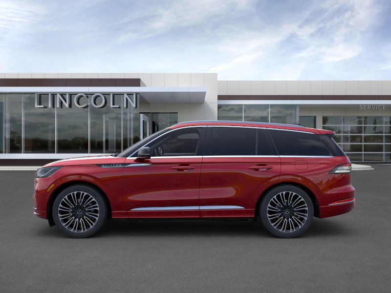 2025 Lincoln Aviator Black Label photo 3
