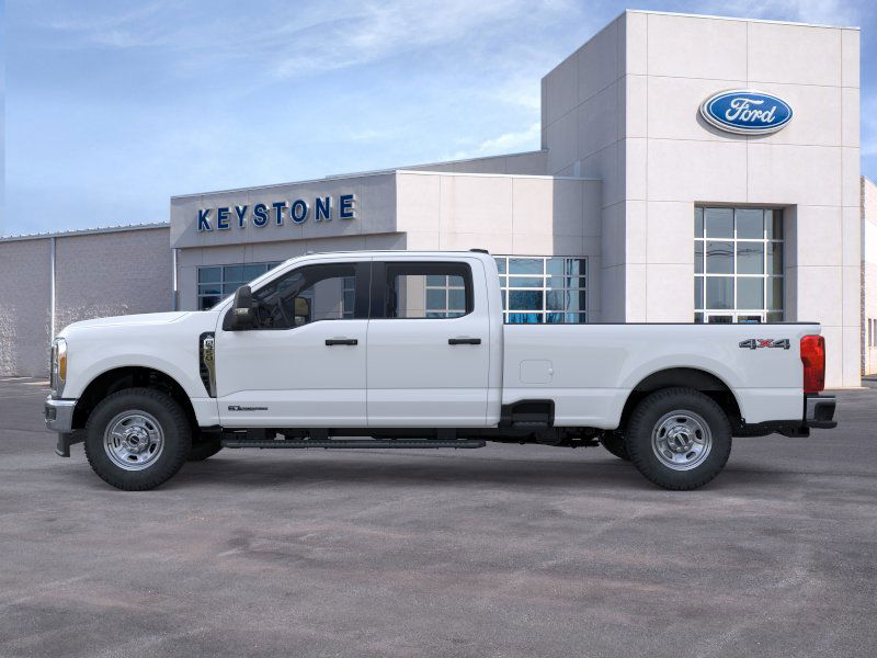 2025 Ford F-350 photo 3