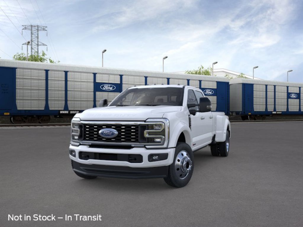 New 2026 Ford Super Duty F-450 DRW Platinum 4WD Crew Cab 8 Box 4WD Crew Cab 8 Box
