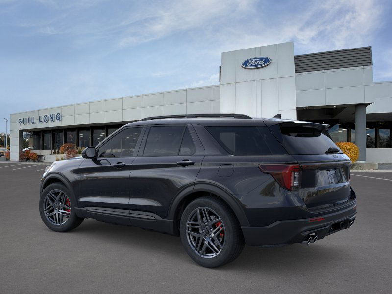 2025 Ford Explorer ST photo 3