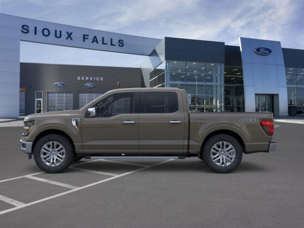 New 2026 Ford F-150 XLT Truck SuperCrew Cab