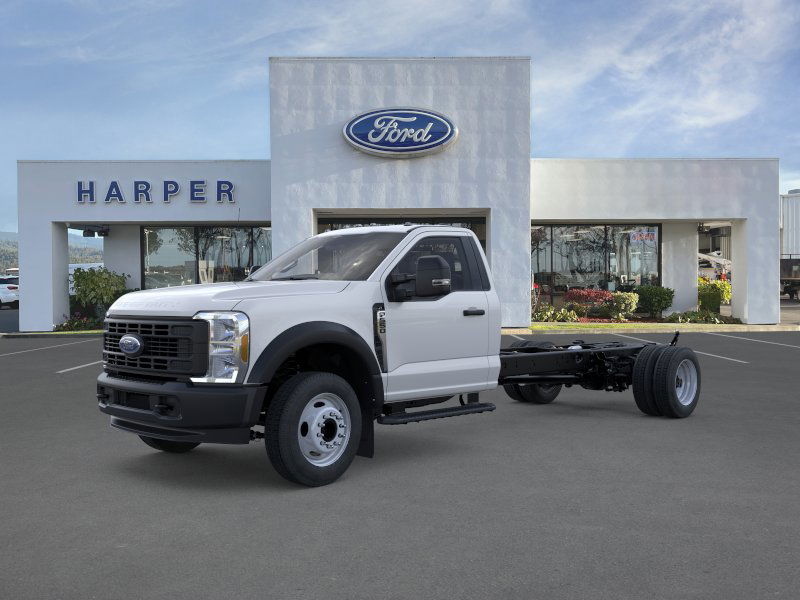 2026 Ford F-550 Super Duty Chassis Cab XL's photo