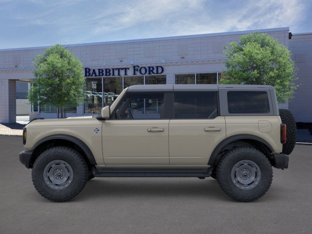 New 2025 Ford Bronco Outer Banks SUV