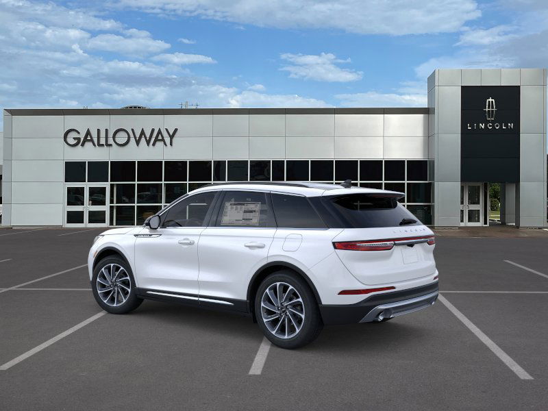 2025 Lincoln Corsair Premiere photo 4