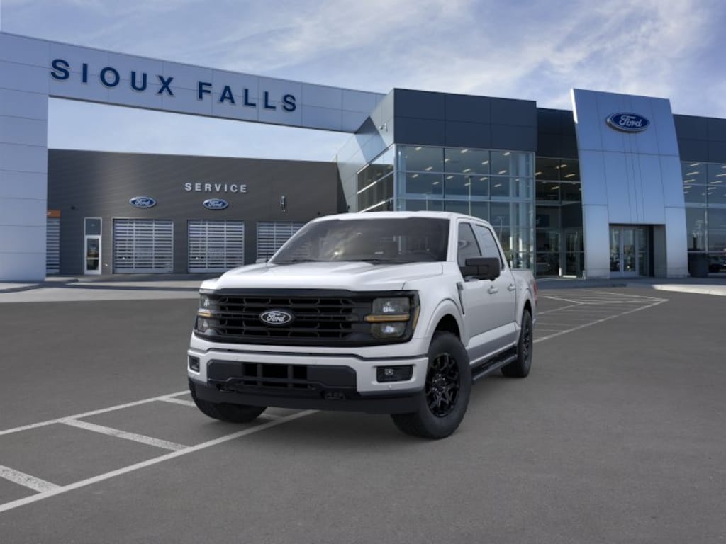 New 2026 Ford F-150 XLT Truck SuperCrew Cab