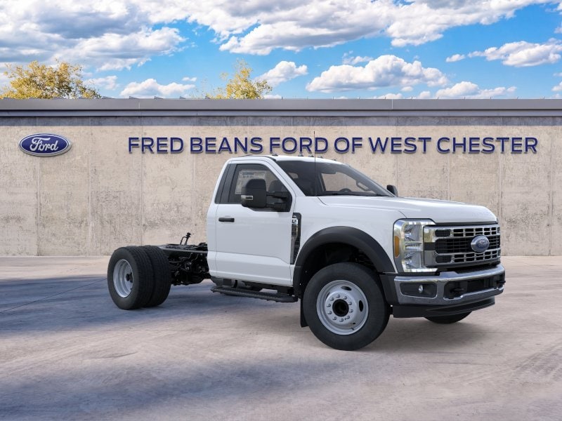 2025 Ford F-600 Super Duty Chassis Cab XL - Photo 35