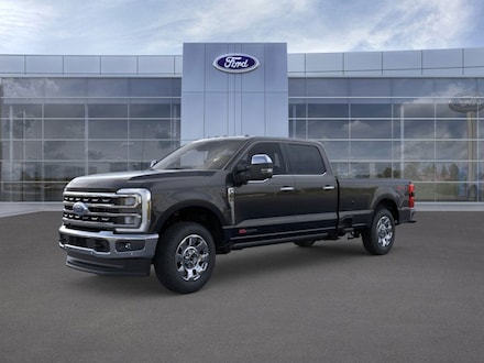 2025 Ford Super Duty F-350 Lariat TRUCK
