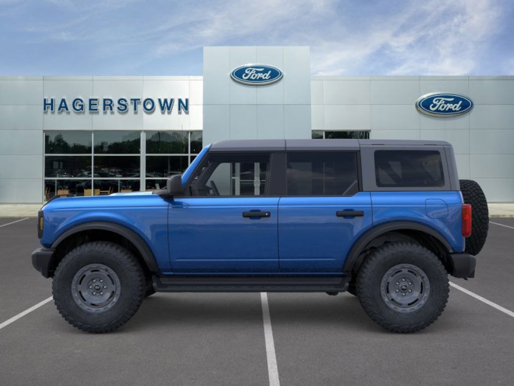New 2025 Ford Bronco Base SUV
