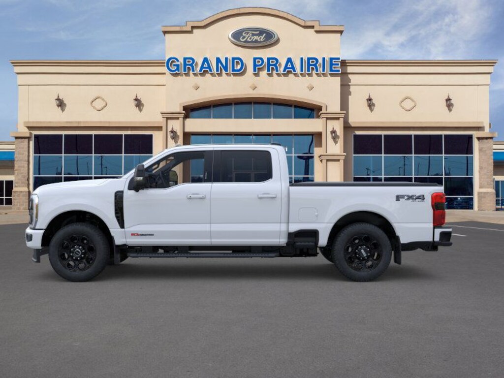 New 2025 Ford F-350 Lariat Truck Crew Cab