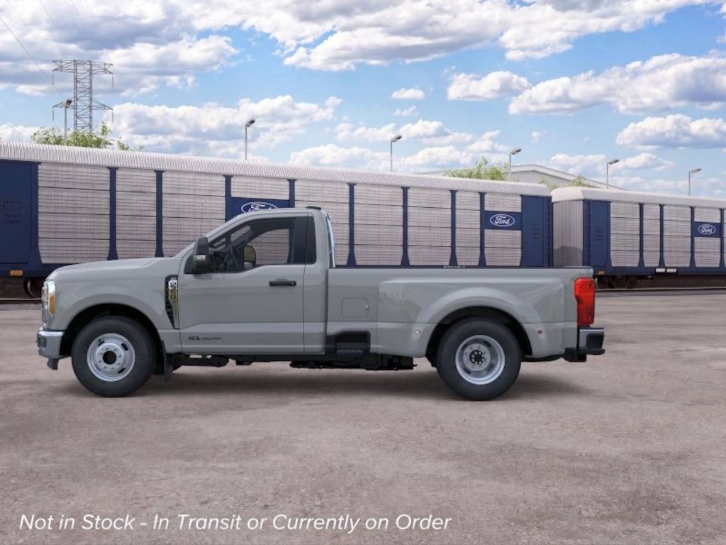 New 2026 Ford Super Duty F-350 DRW XLT Truck Regular Cab