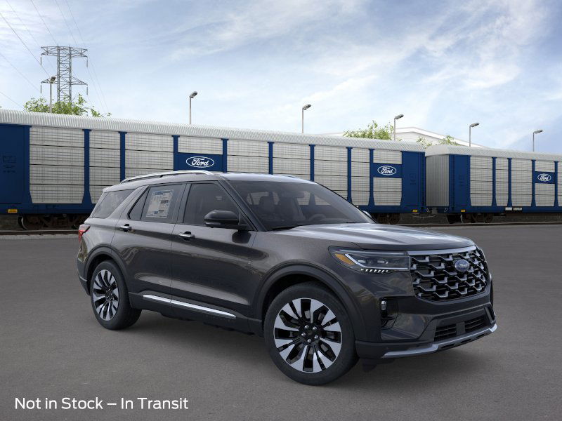 2026 Ford Explorer Platinum photo 3