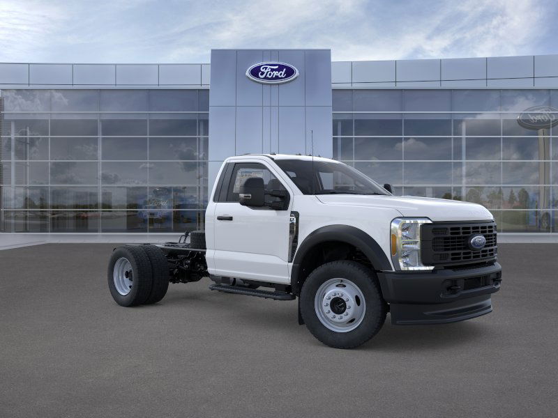 new 2025 Ford F-450 Super Duty car