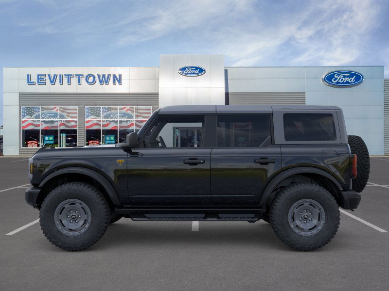 2025 Ford Bronco Badlands photo 3