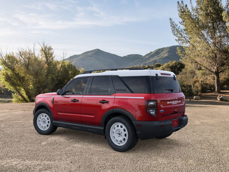 2025 Ford Bronco Sport Heritage photo 2