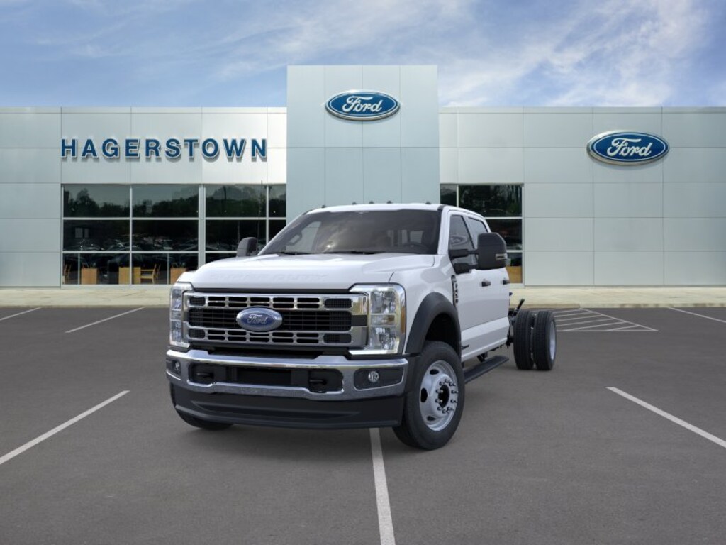 New 2026 Ford F-450 Chassis XL Truck Crew Cab