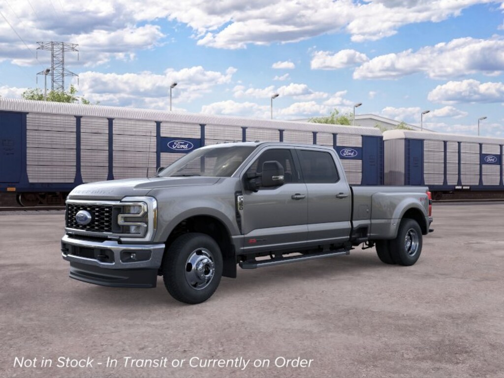 New 2026 Ford F-350SD Lariat Truck Crew Cab