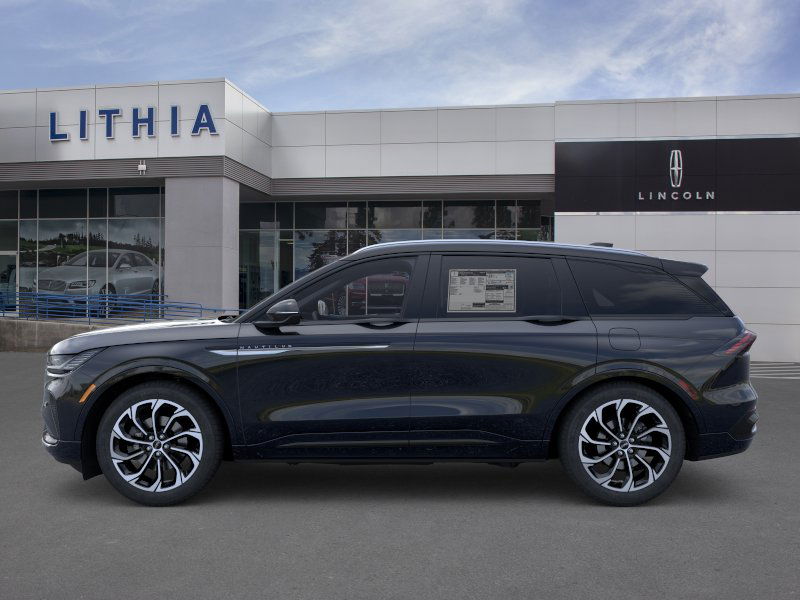 Thumbnail: 2026 Lincoln Nautilus - 32