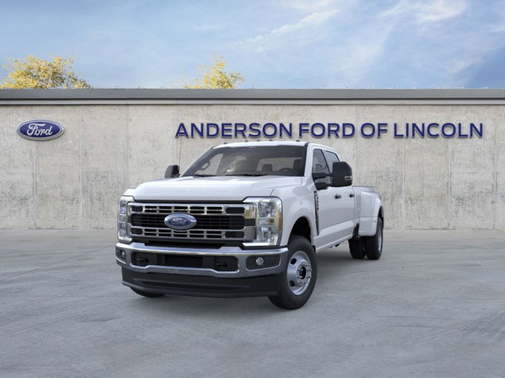 New 2025 Ford Super Duty F-350 XLT TRUCK