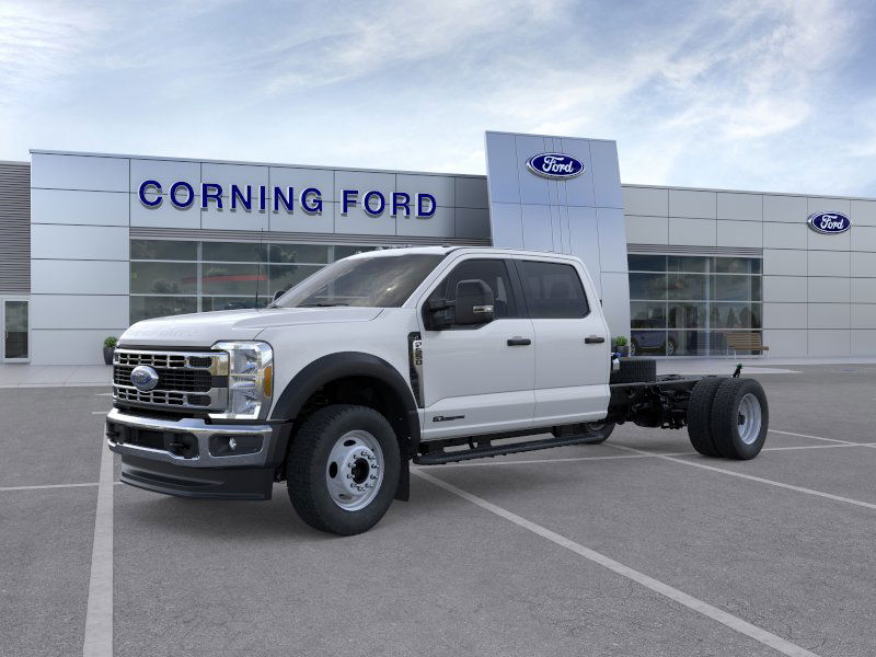 2026 Ford F-550 Super Duty Chassis Cab XL's photo