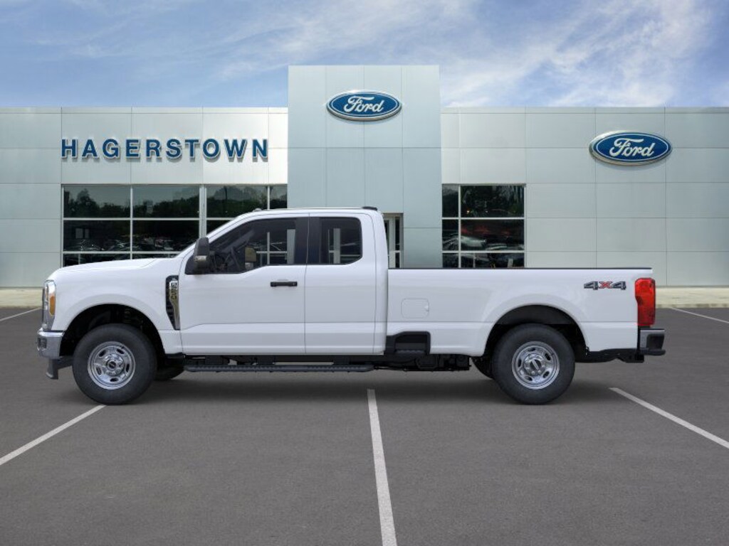New 2025 Ford F-250 XLT Truck Super Cab