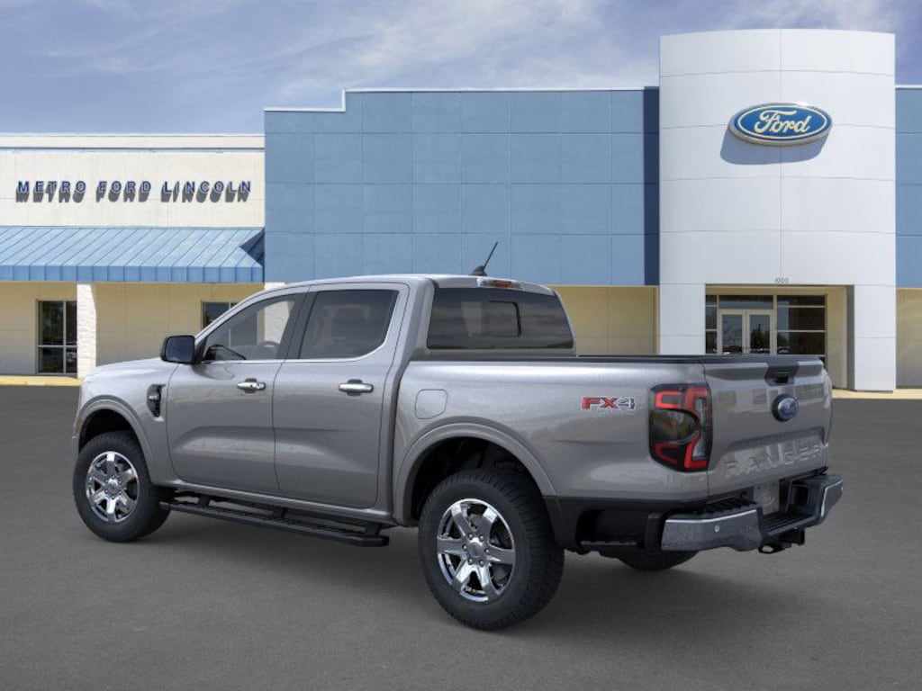 New 2025 Ford Ranger XLT SuperCrew