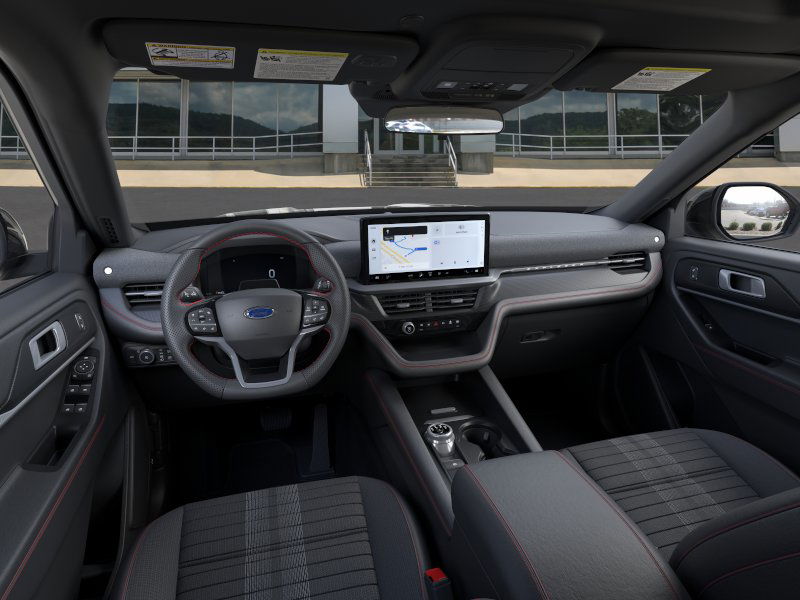 2025 Ford Explorer ST-Line photo 14