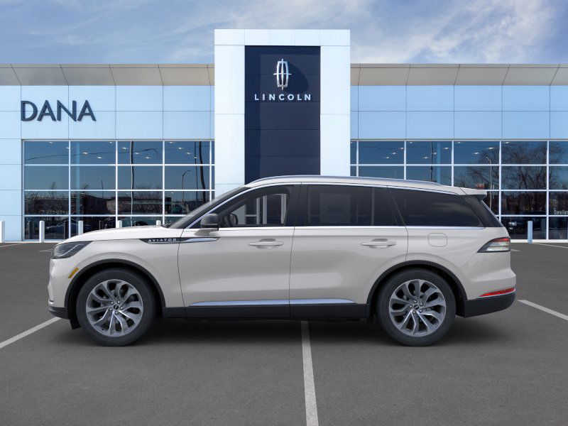 2025 Lincoln Aviator Reserve photo 3