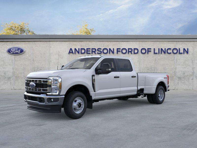 2025 Ford F-350 Super Duty XLT's photo