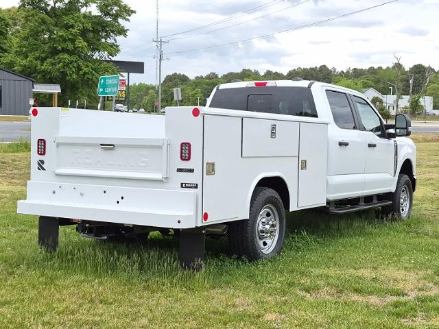 2026 Ford Super Duty F-350 SRW Chassis Cab F-350&reg; XL 4WD Crew Cab 179 WB 60 CA