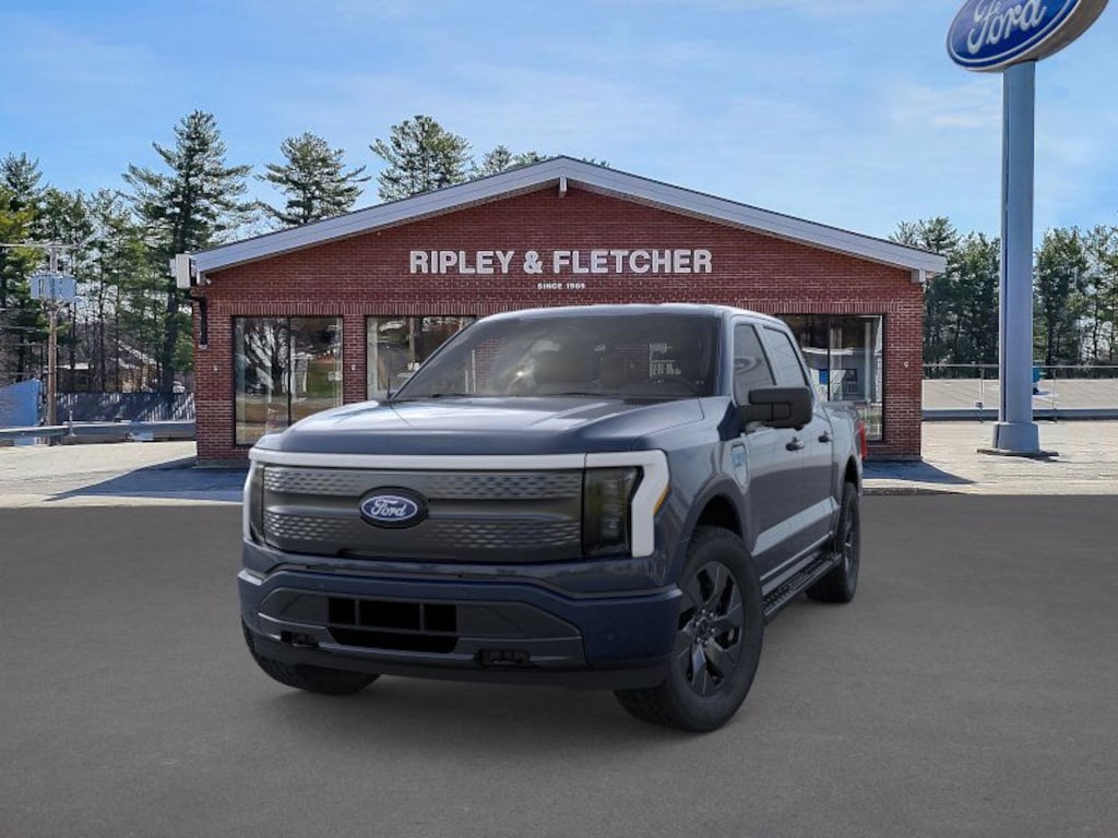 New 2025 Ford F-150 Lightning Flash Super Crew