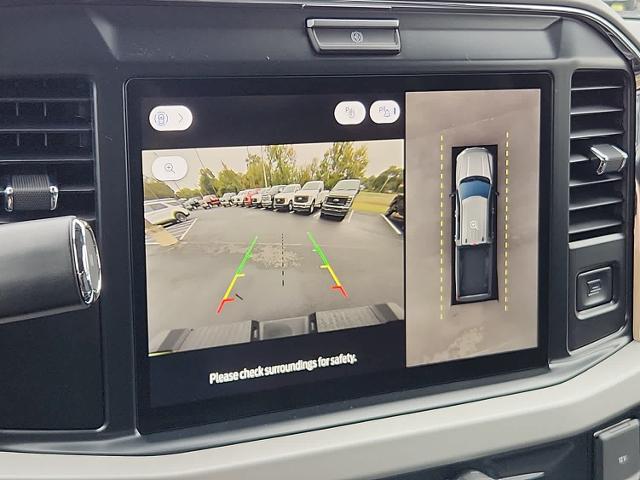 2026 Ford Super Duty F-350 DRW F-350 XLT 4WD Crew Cab 8 Box