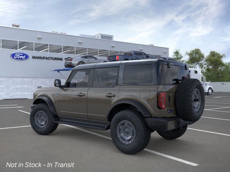 2025 Ford Bronco Outer Banks photo 3