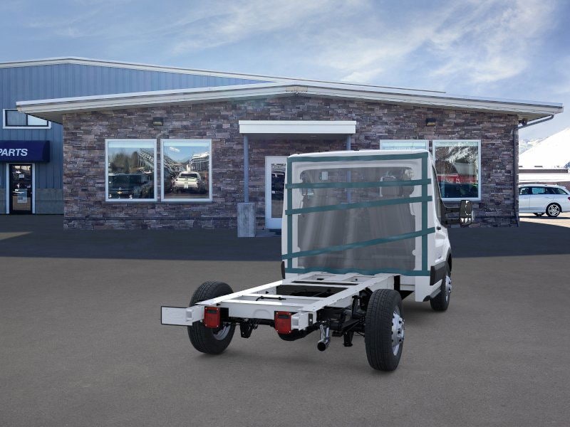 2025 Ford Transit Cutaway Base - Photo 29