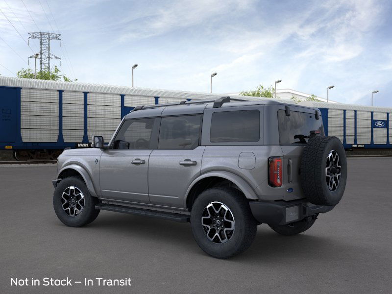 2024 Ford Bronco Outer Banks 4