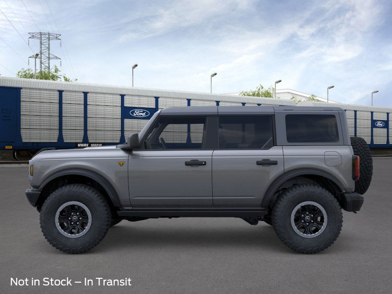 2025 Ford Bronco Badlands photo 3