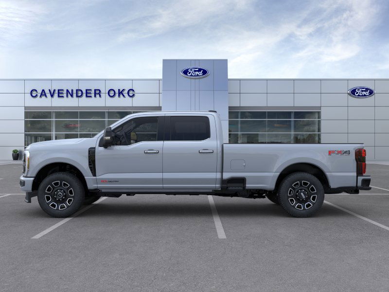2025 Ford F-350 photo 3