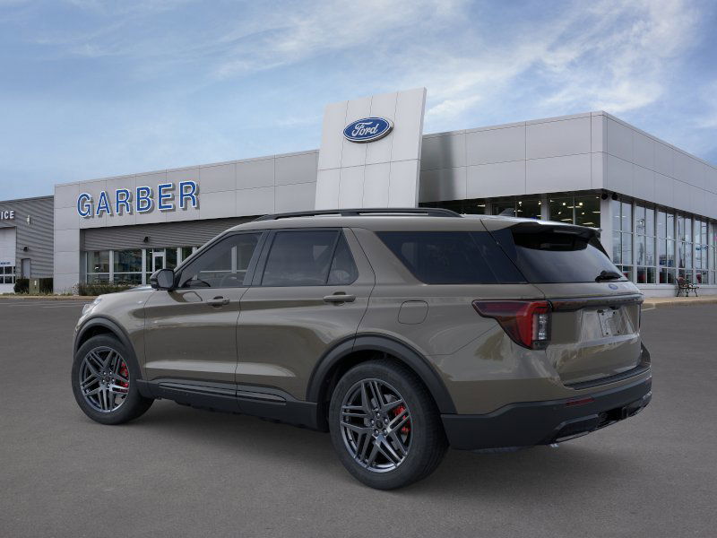 2026 Ford Explorer ST-Line photo 4