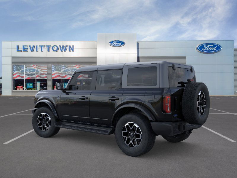 2025 Ford Bronco Outer Banks photo 4
