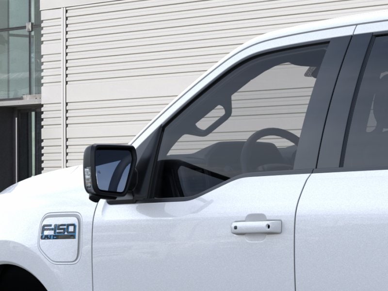2025 Ford F-150 Lightning Flash - Photo 20