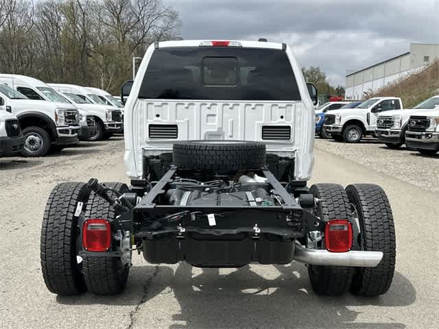 Thumbnail: 2025 Ford Econoline - 32