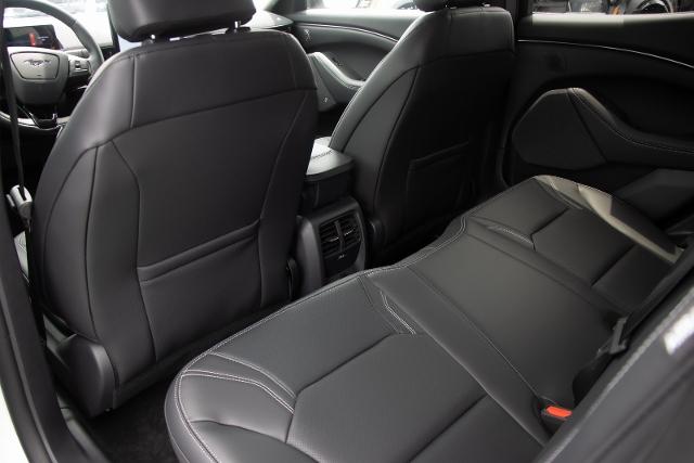 2025 Ford Mustang Mach-E Premium - Photo 32