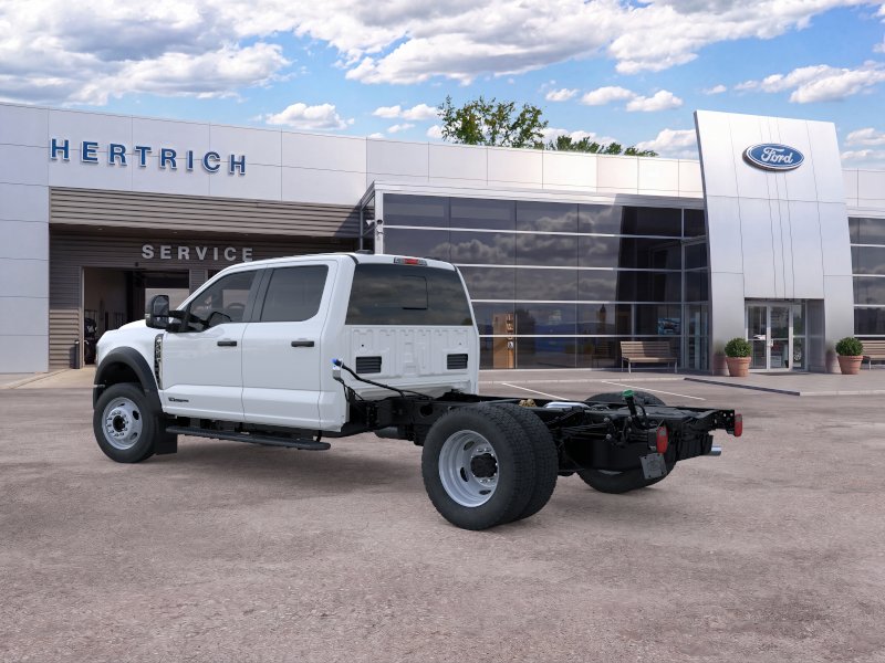 2025 Ford F-450 Super Duty Chassis Cab XL - Photo 21