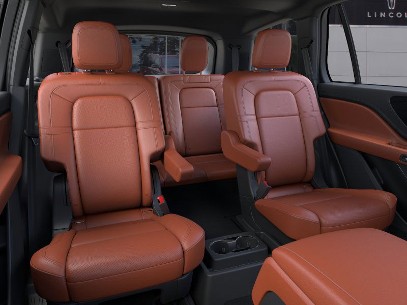 Thumbnail: 2026 Lincoln Aviator - 40