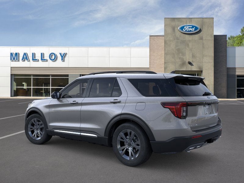2025 Ford Explorer photo 4