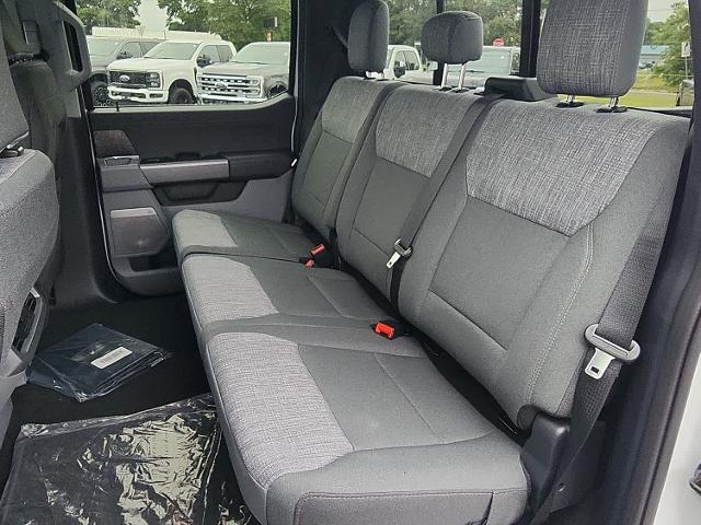 2026 Ford Super Duty F-350 DRW F-350 XLT 4WD Crew Cab 8 Box