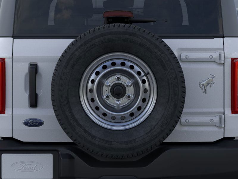 2025 Ford Bronco Base photo 24