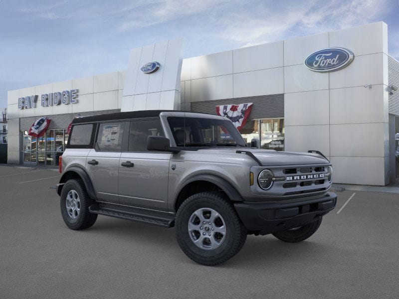 2025 Ford Bronco 4-Door Big Bend's photo