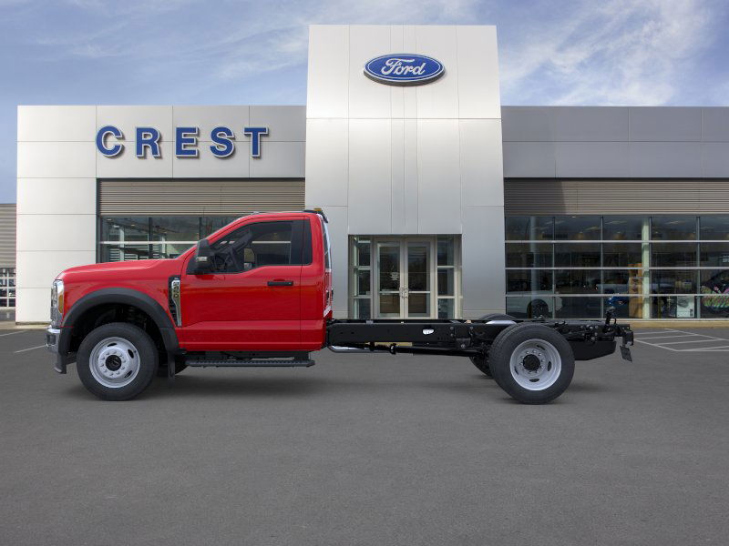 2025 Ford F-450 photo 3