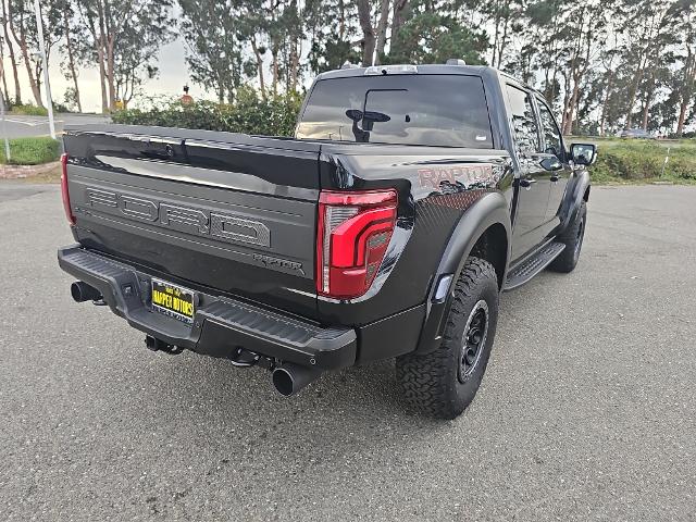 2025 Ford F-150 Raptor - Photo 33